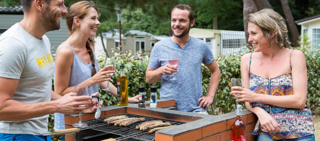 Barbecue au camping Bois de Bayadène