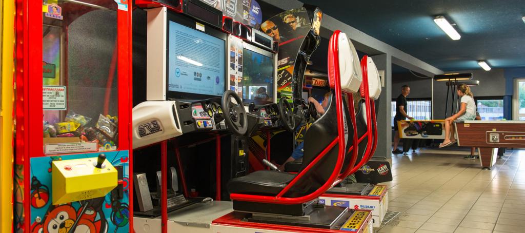 Salle de jeux vidéos au Bois Masson